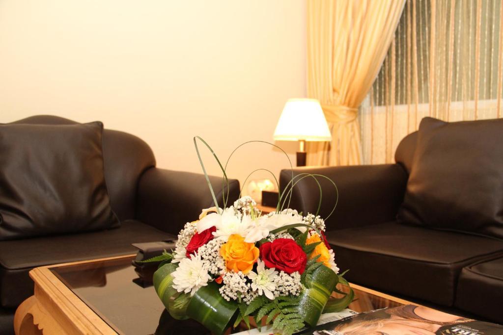 Royal Hotel Apartment Kalba Exteriör bild