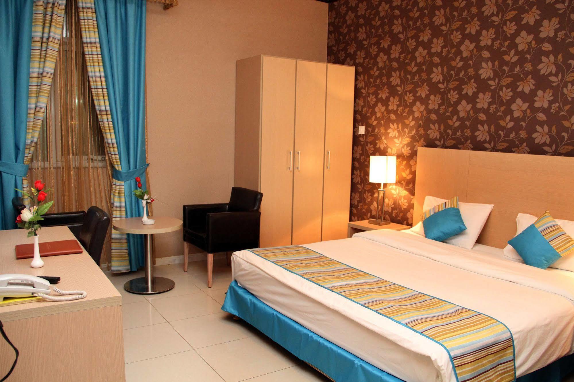 Royal Hotel Apartment Kalba Exteriör bild